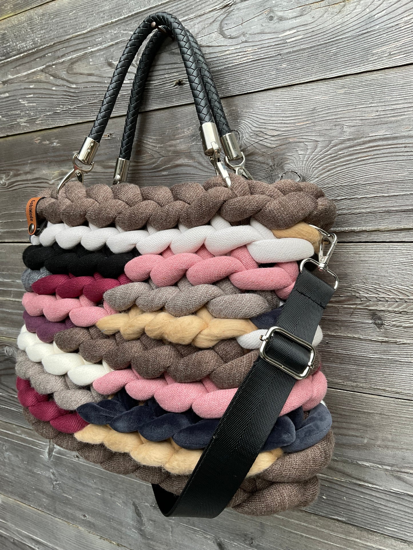 Harriet🤎🖤🩶🩷