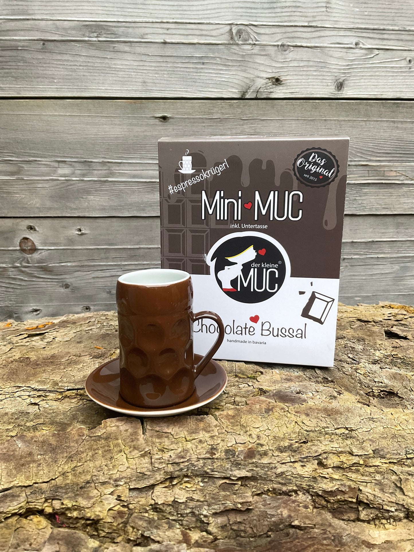 Eine Espresso Tasse in Ktugform 