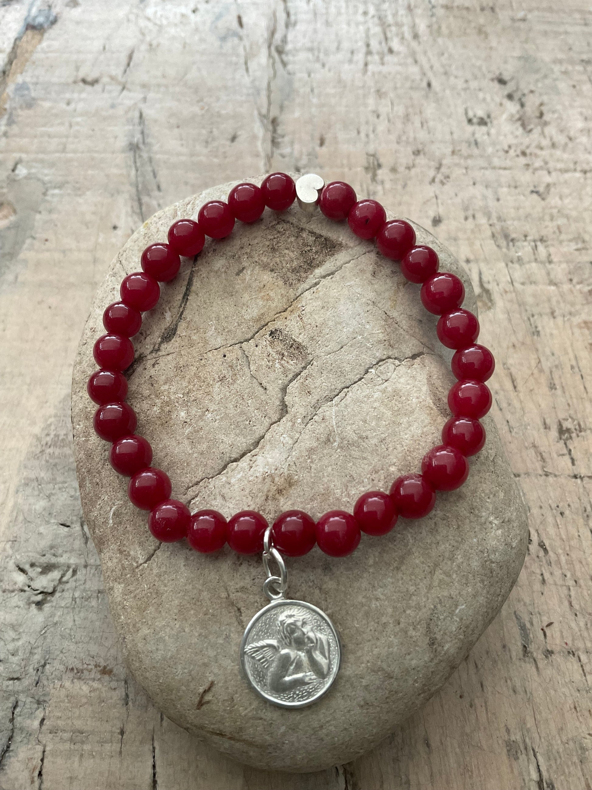 Perlenarmband mit silbernen Schutzengel Anhänger 